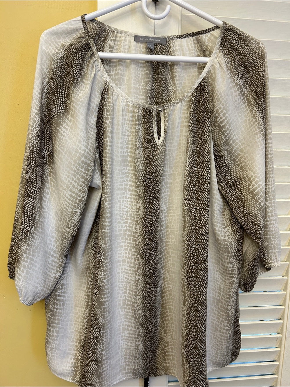 NY Collection Taupe and Cream Snake-Print Peasant Blouse